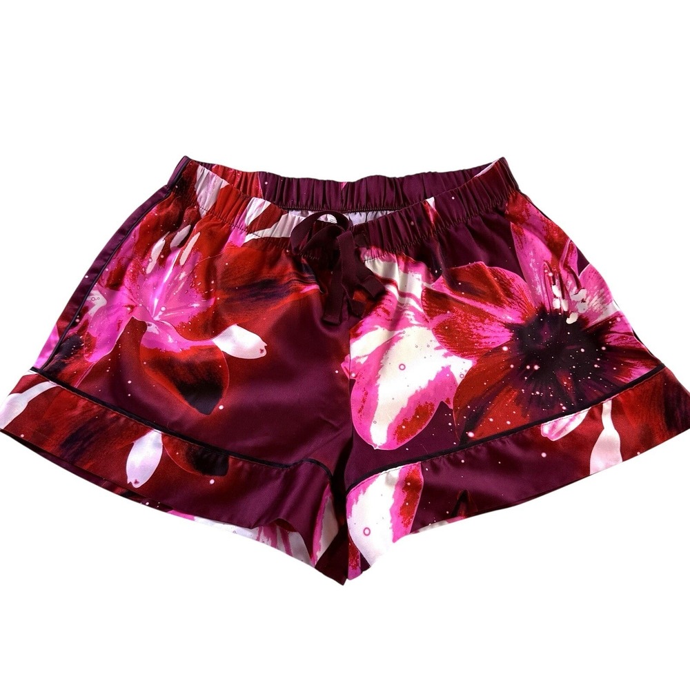 Victoria Secret Sleep Shorts Bundle Floral Logo Size XS - Picture 2 of 9